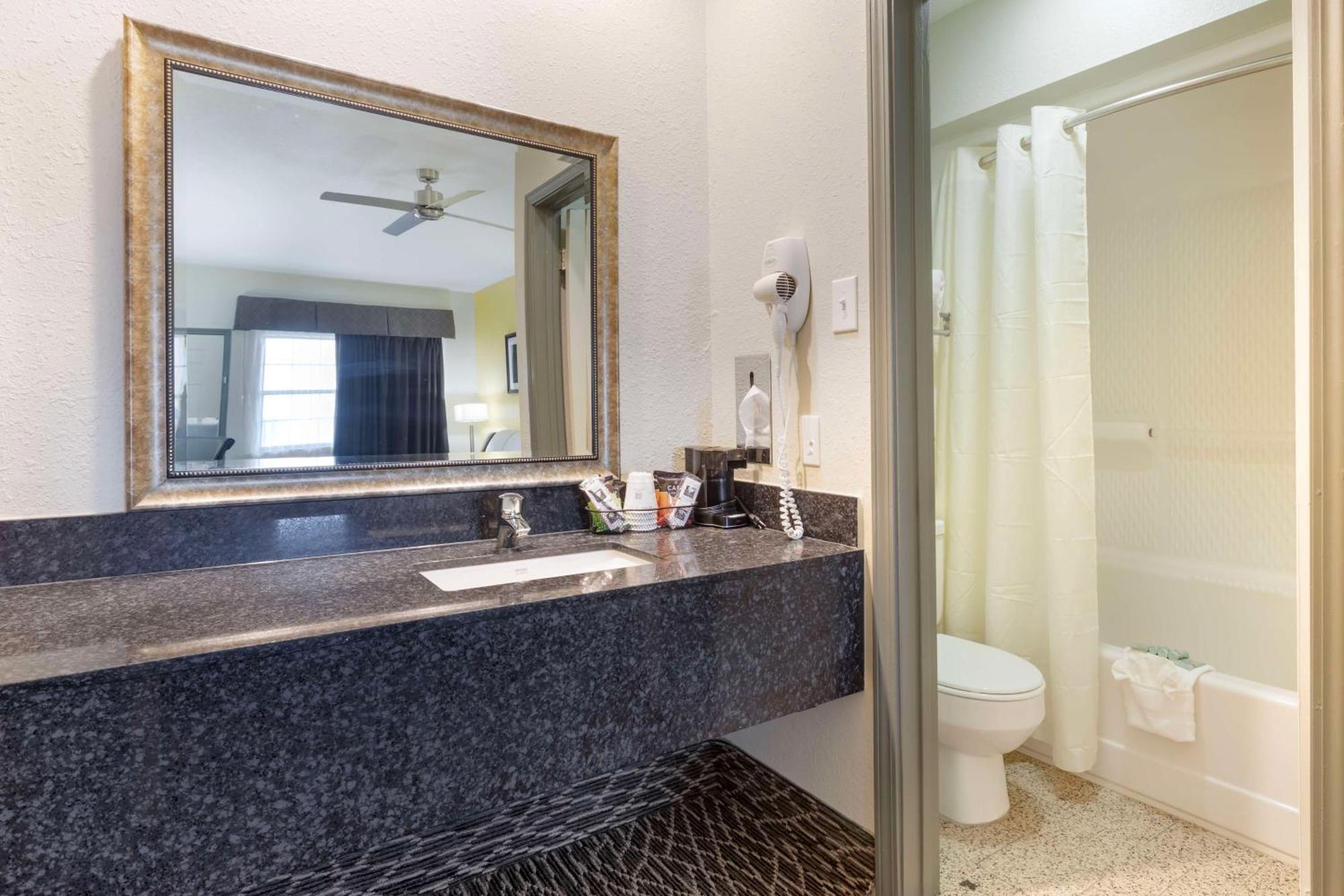 Best Western West Monroe Inn Екстериор снимка